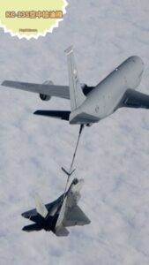 KC-135空中給油機